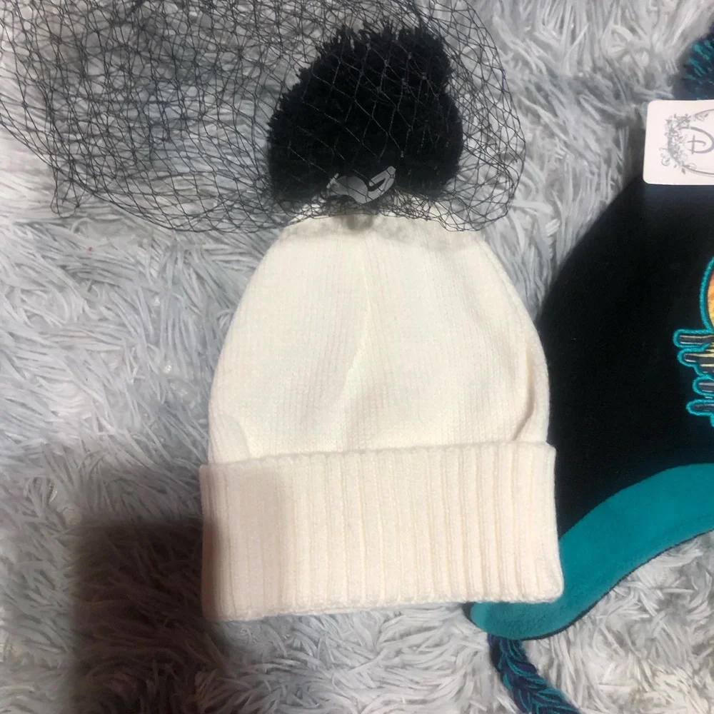 Disney Little Mermaid Girls Pom Pom Beanie Hat Tassels & White Hat Bundle Set